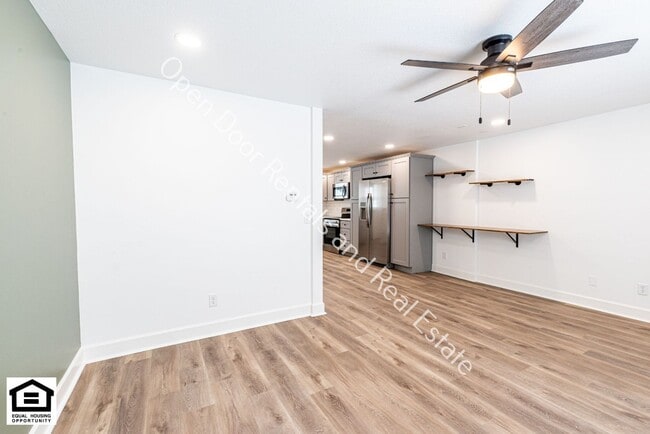 Building Photo - 15110 Tally Ho Dr