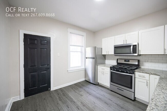 Building Photo - 5847 Willows Ave