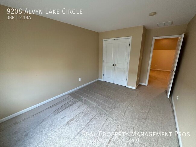 Building Photo - 9208 Alvyn Lake Cir