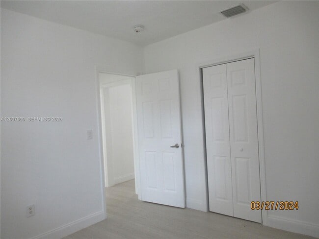 Building Photo - 4245 SW 7th St