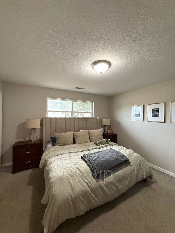 Building Photo - 1272 Arlingwood Ave