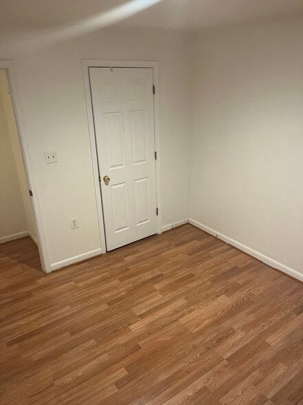 Bedroom 4 - 2300 18th St NE