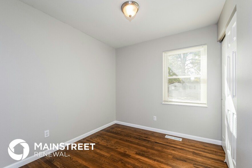 Building Photo - 1421 Redman Blvd