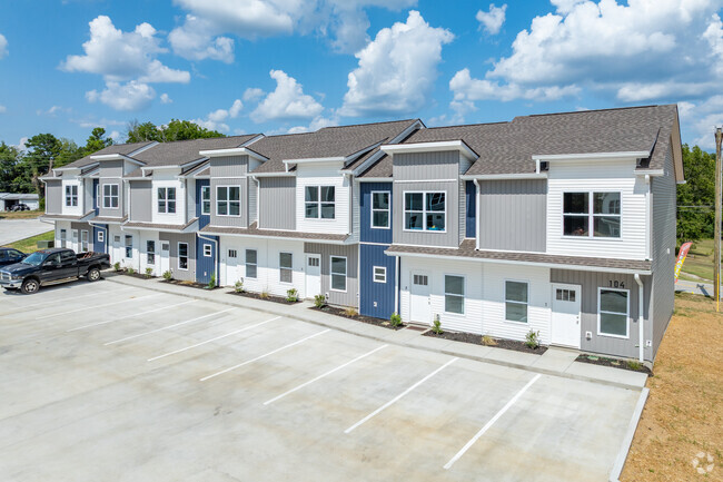 Building Photo - Caney Commons