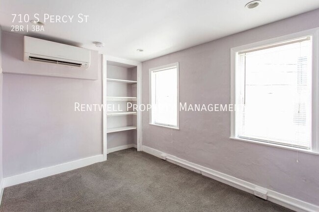 Building Photo - 710 S Percy St