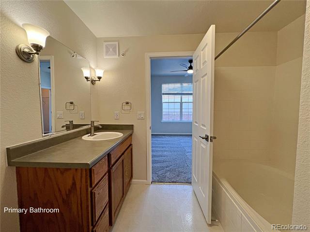 Building Photo - 3865 S Dayton St