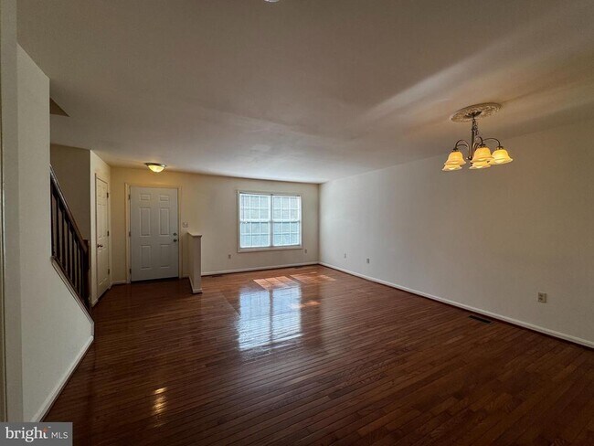 Building Photo - 41 Morton Ridge