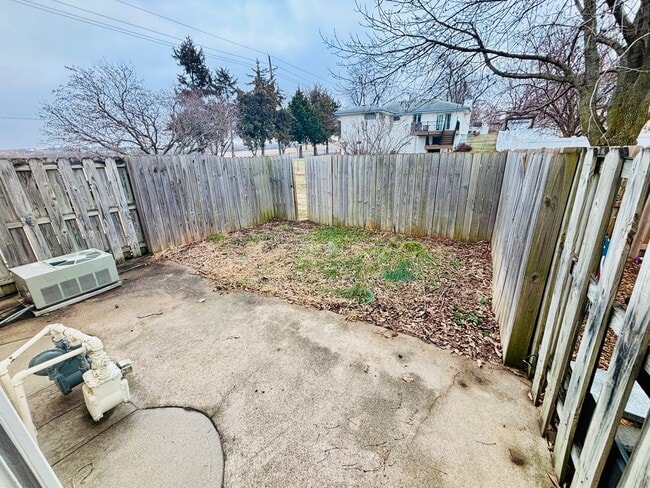 Building Photo - 13205 Carpenter St