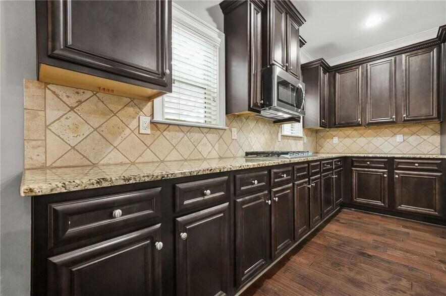 Building Photo - 149 Clubhouse Crossing