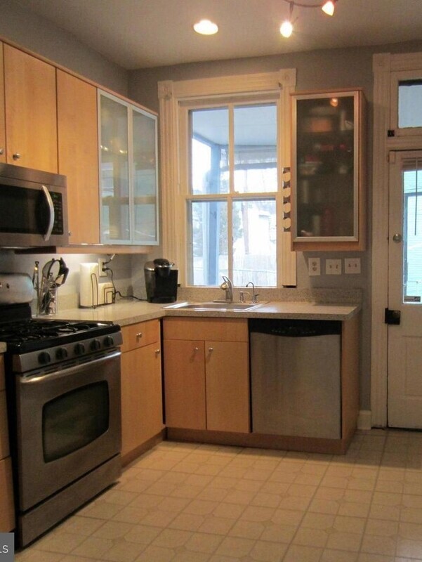 Building Photo - 3507 Elm Ave
