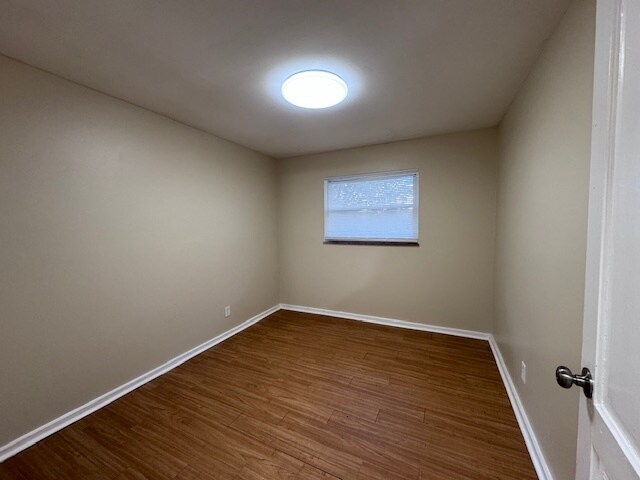 Building Photo - 4321 Bruhin Rd