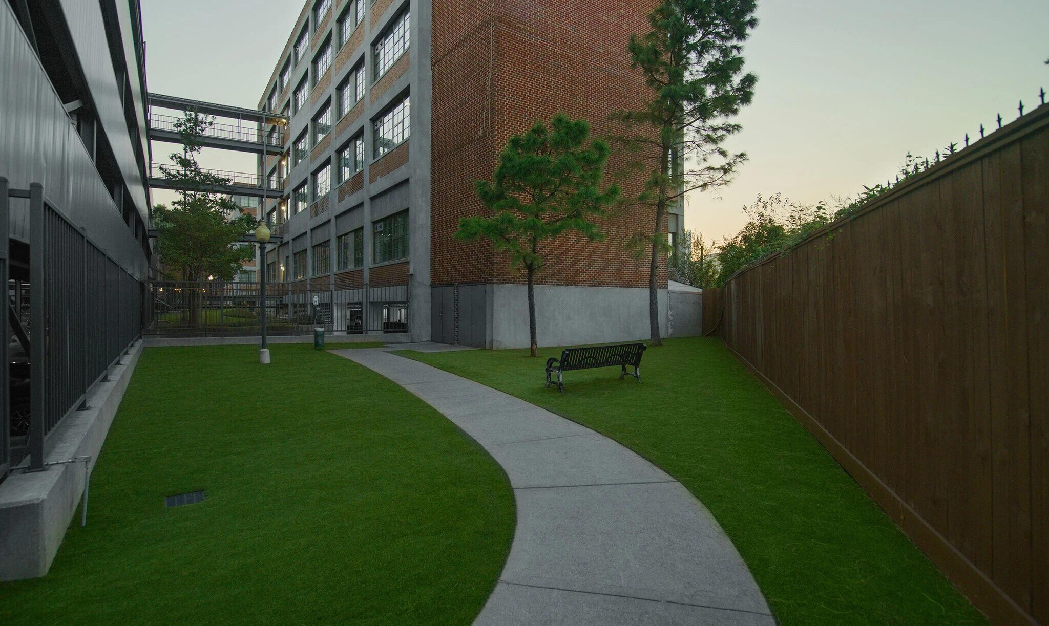 Building Photo - 2115 Runnels St