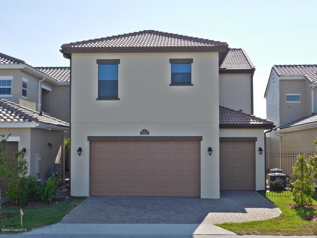 Building Photo - 7123 Vista Hermosa Dr