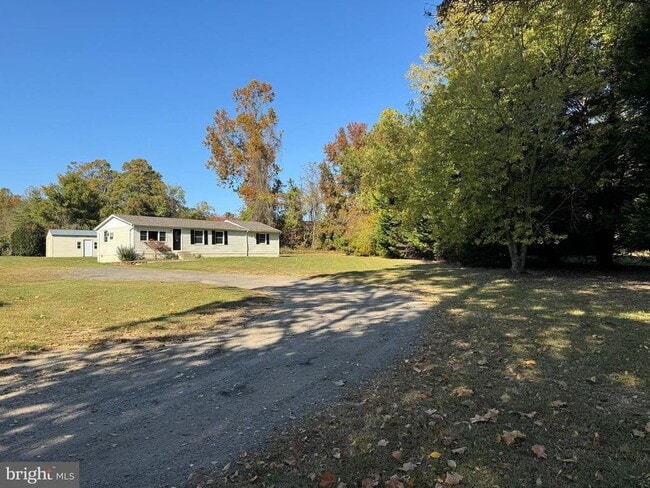 Building Photo - 1581 Skinners Turn Rd