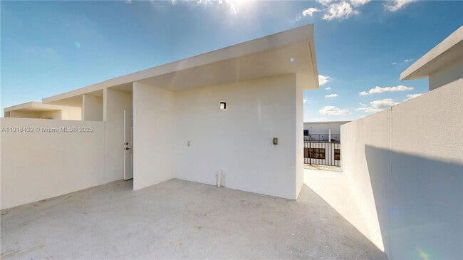 Building Photo - 14546 SW 260th St