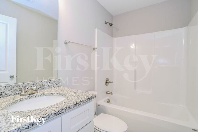 Building Photo - 1007A W A St