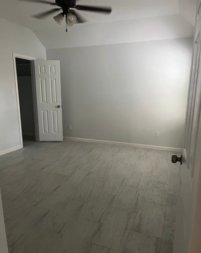 Building Photo - 4529 Galesburg St