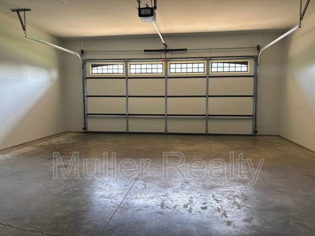 Building Photo - 4805 Fennel Rd