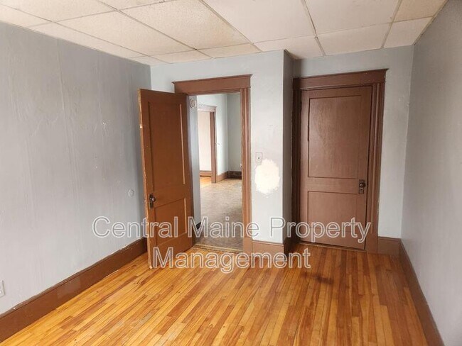 Building Photo - 131 Horton St