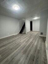 Building Photo - 5669 Matthews St