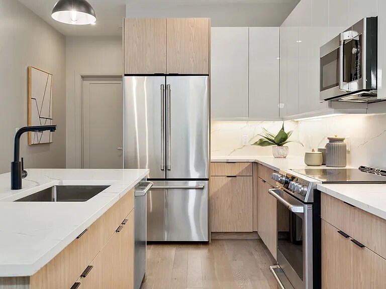 Building Photo - 85 Myrtle St