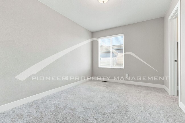 Building Photo - 16137 E Elk Pl