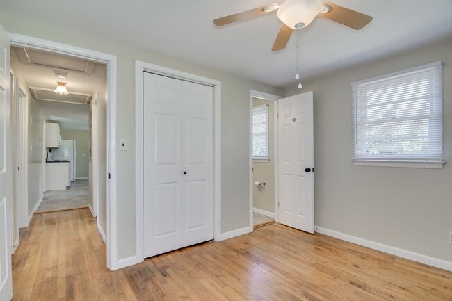 Building Photo - Charming Home in the Heart of Harlem!