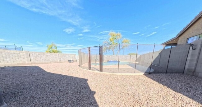 Building Photo - 36414 W Barcelona Ln