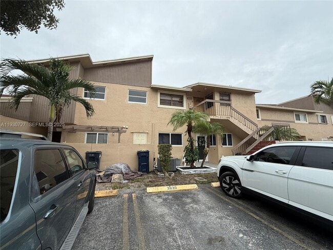 Building Photo - 3630 SW 112th Ave