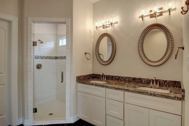 Building Photo - 6701 Stuyvesant Ct