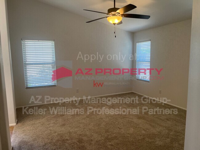 Building Photo - 3706 E Potter Dr