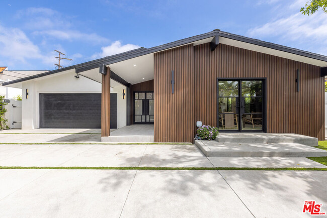 Building Photo - 1122 Berkeley Dr