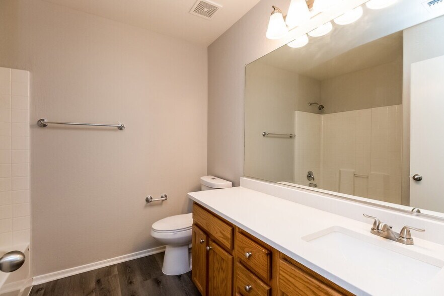 Building Photo - 9550 W Williams St