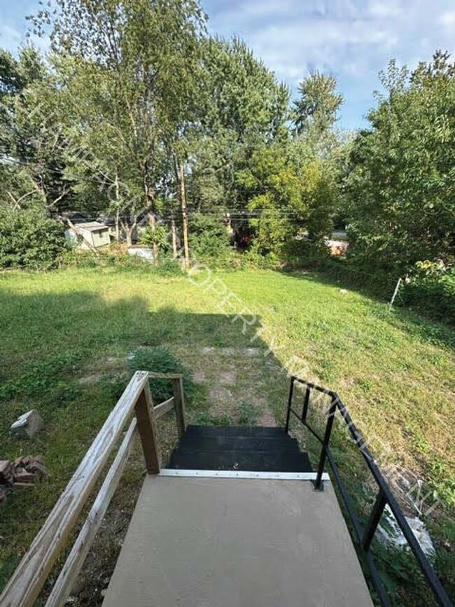 Building Photo - South KC home