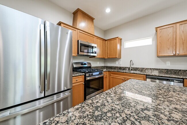 Building Photo - 8962 Harmony Hall Ave