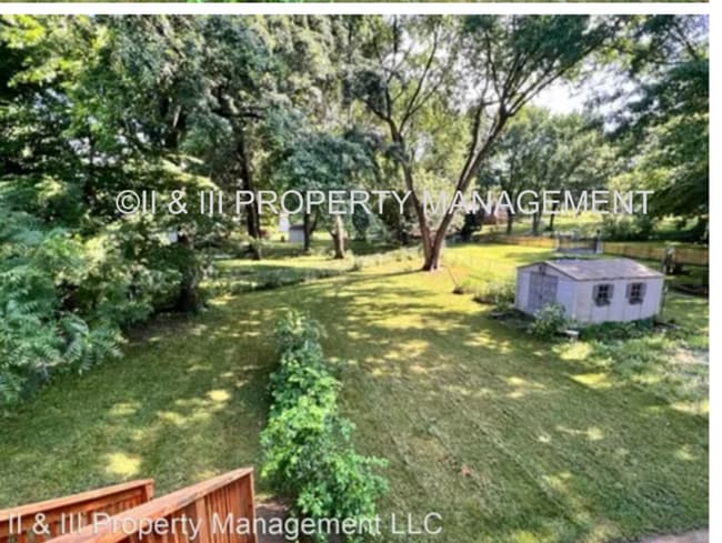 Building Photo - 15921 W 129th St