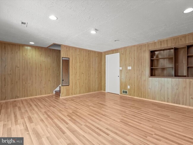 Building Photo - 23 Ivy Oak Ct