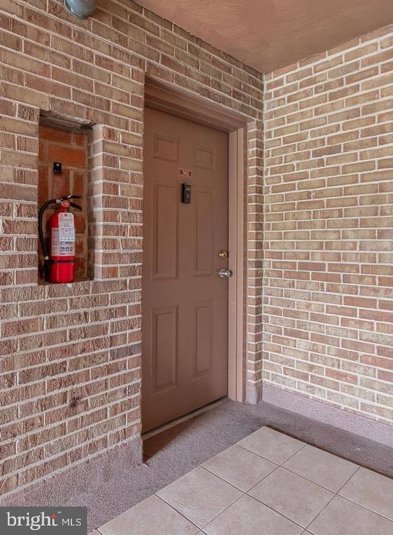 Building Photo - 4709 Tecumseh St