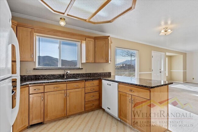Building Photo - Your Ideal Heber Home: Spacious, Stylish, ...