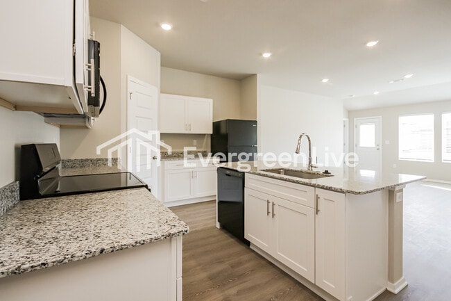 Building Photo - 6601 NW Kathleen St