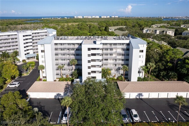 Building Photo - 285 Naples Cove Dr
