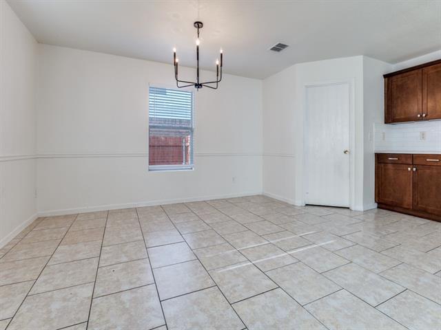 Building Photo - 740 Lovern St