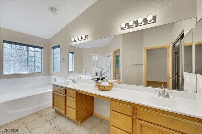 Building Photo - 1789 Castro Hill Ave