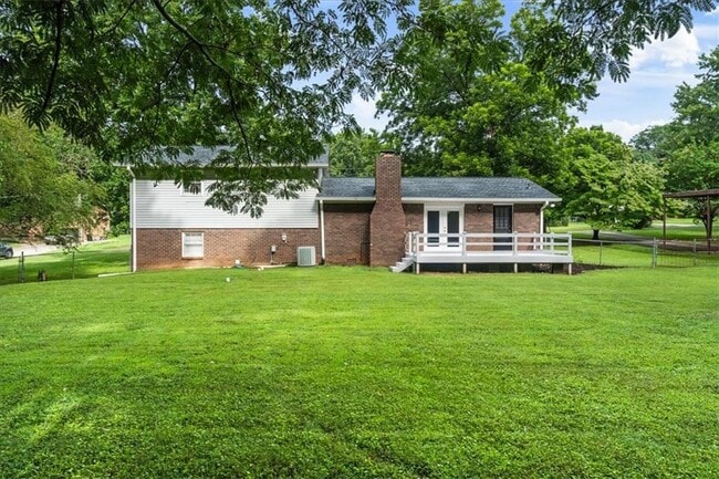 Building Photo - 5146 Bramblewood Dr