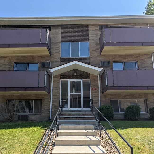 Building Photo - 6551 State Rd