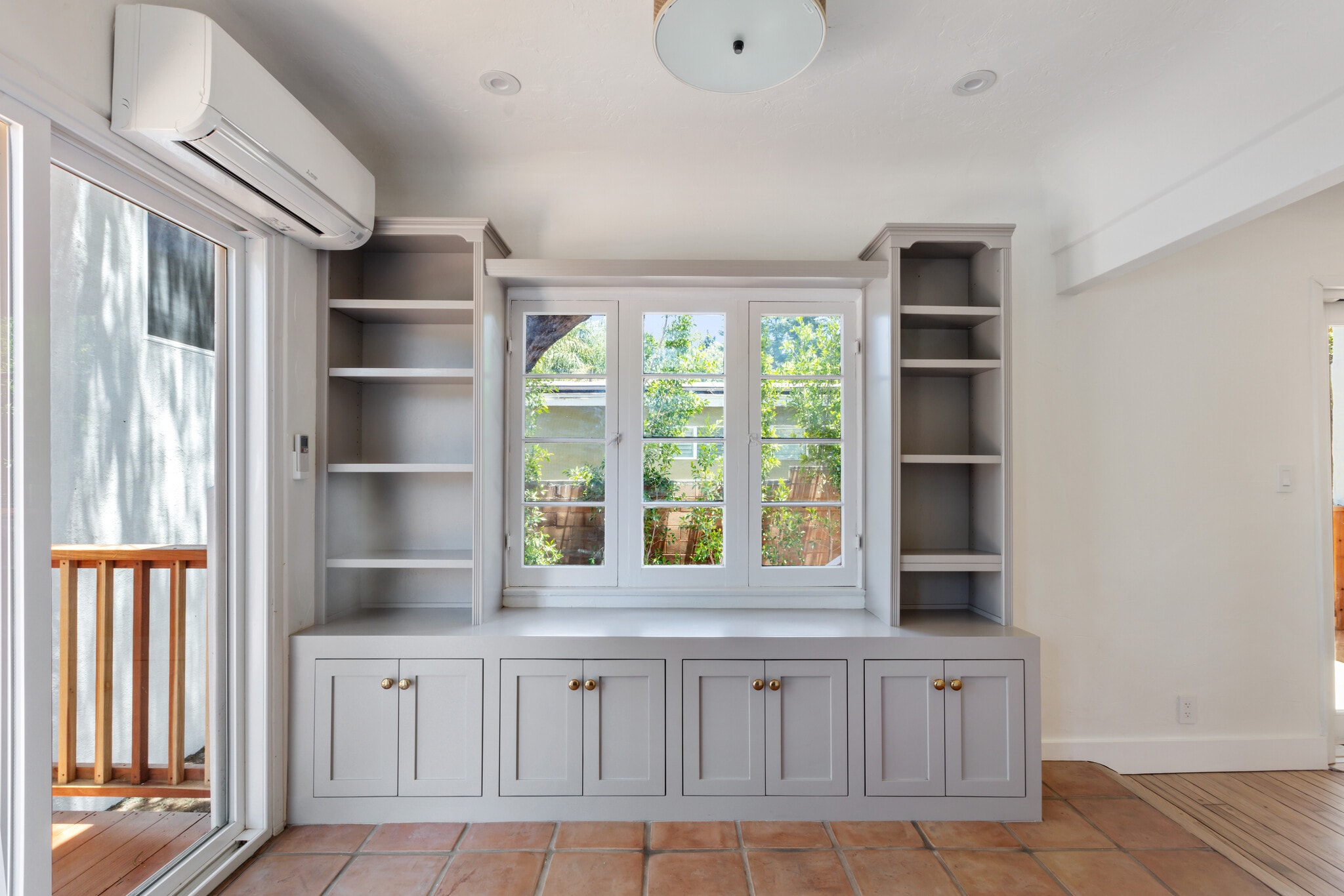 Kitchen storage - 11491 Sunshine Ter