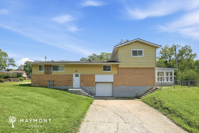 Building Photo - 1142 Normdave Dr