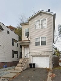 Building Photo - 239 N 19th St