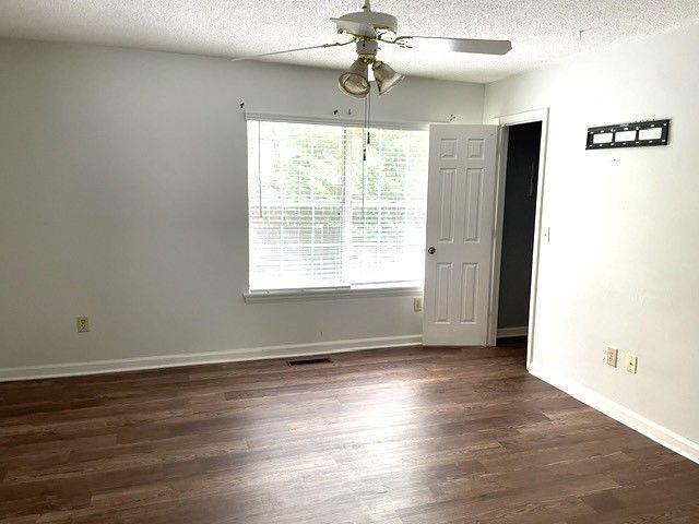 Building Photo - 760 Coventry Township Pl