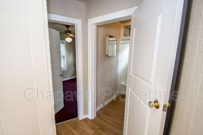 Building Photo - 414 Rotary